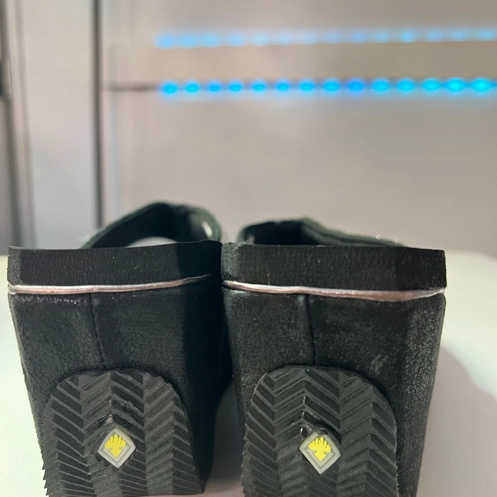 Volatile Glimpse Black Wedge Sandals with Rhinestone Straps - Picture 5 of 6
